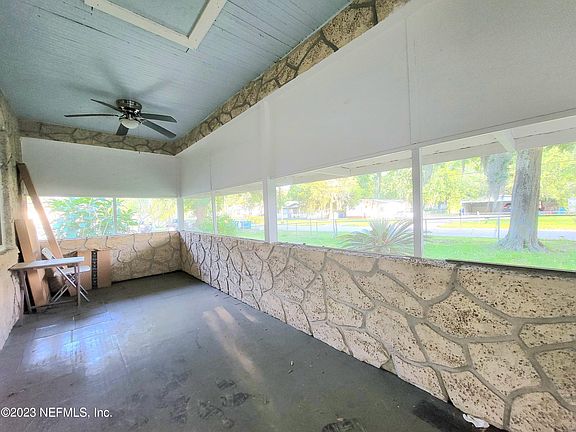 4th image of 323 PONCE Boulevard