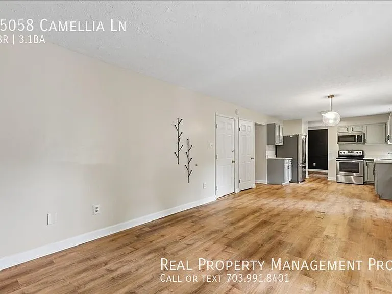 15058 Camellia Ln — Photo 11