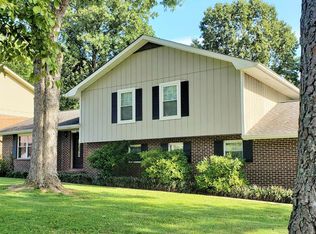 190 Grant Dr, Ringgold, GA 30736