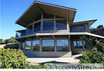 3rd image of 40 Leschi Dr