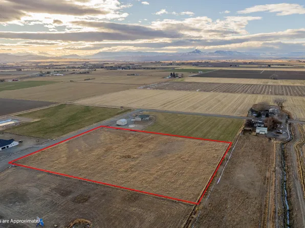 TBD Country Valley Lane, Powell, WY 82435