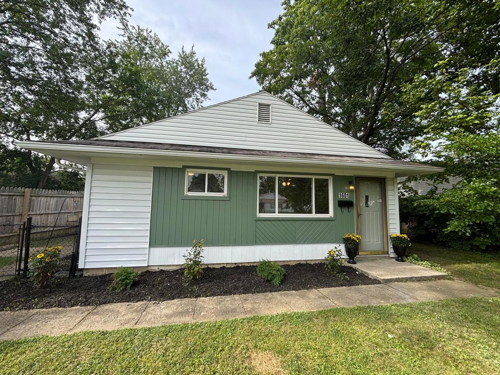 Real estate listing image