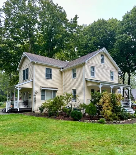 47 River Rd Photo 1