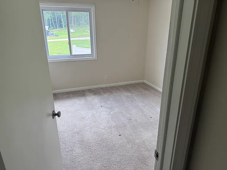1430 Van Buren St — Photo 9