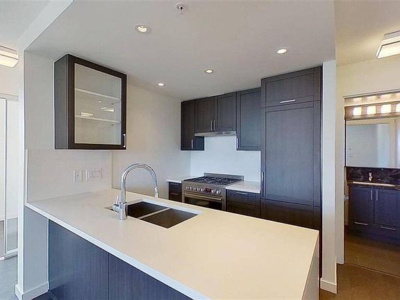 4th image of 5515 Boundary Rd #1