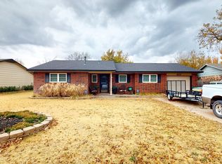617 Comanche Dr, Woodward, OK 73801