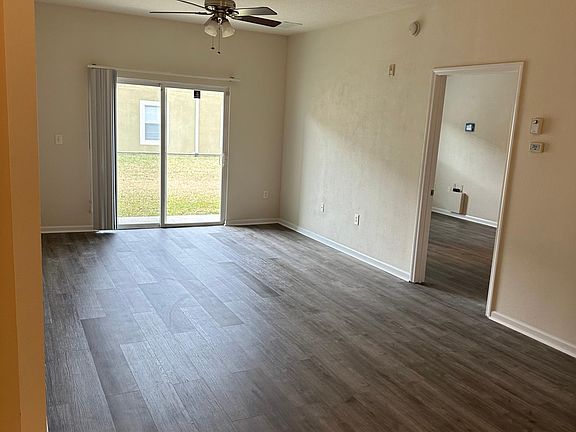 3rd image of 6916 Ortega Woods Dr Unit 9-4
