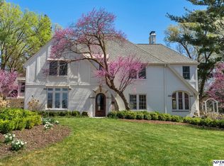 423 Fairacres Rd, Omaha, NE 68132