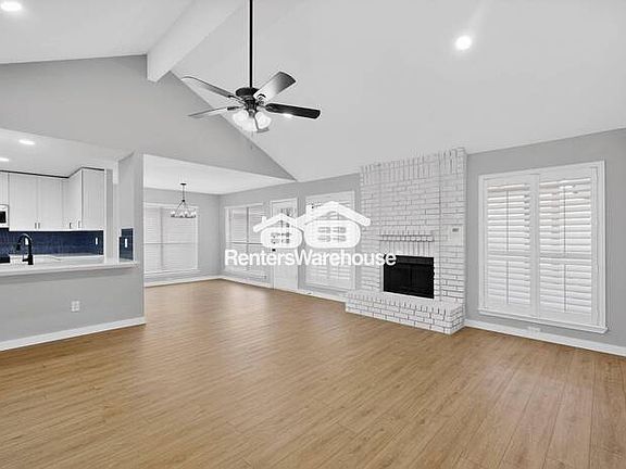 4th image of 1304 Blum Ct