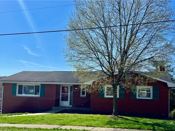 260 Scenery Dr, Weirton, WV 26062