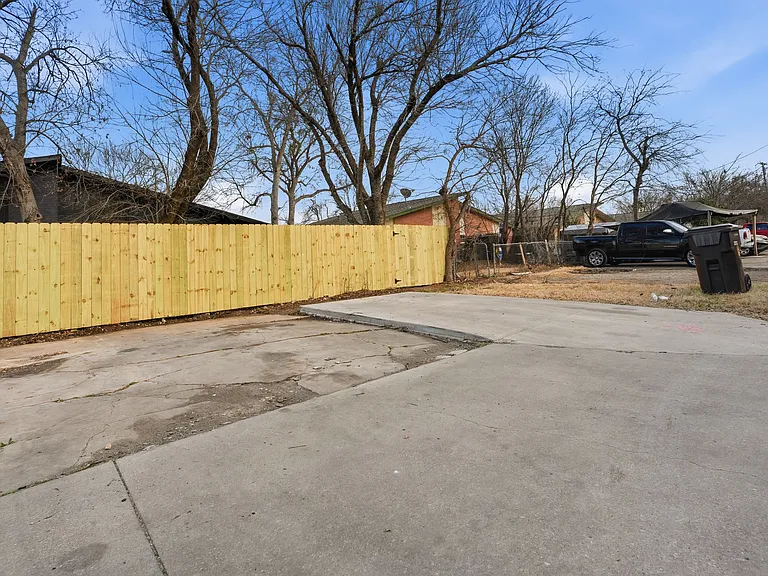 1721 R Ave — Photo 13