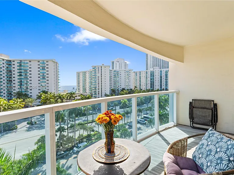 3800 S Ocean Dr #1016 — Photo 9