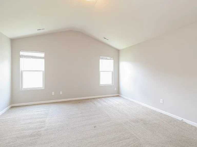 1521 Waylon Ave — Photo 12