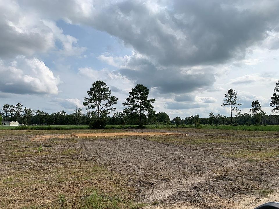 2nd image of 235 S Fork Dr