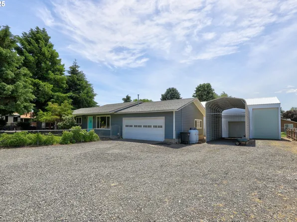 524 4th Ave, Dallesport, WA 98617