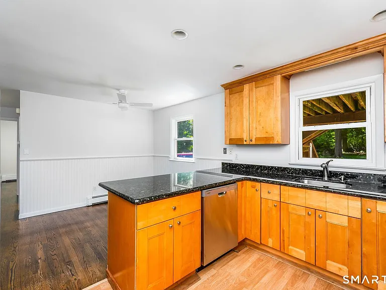 26 Lenox Ave #1 — Photo 9
