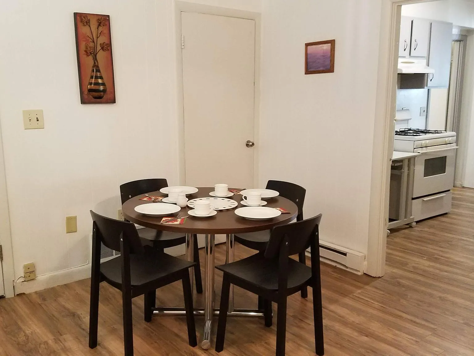 2 bed, 1100 sqft, $1,500 — Photo 4