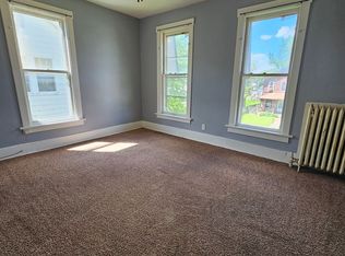 321-323 E 15th St #321-2, Davenport, IA