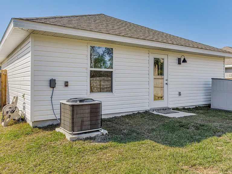 2528 Sutton Place Dr — Photo 41