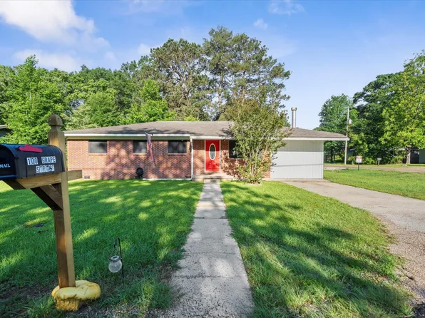 100 Grape St, Petal, MS 39465