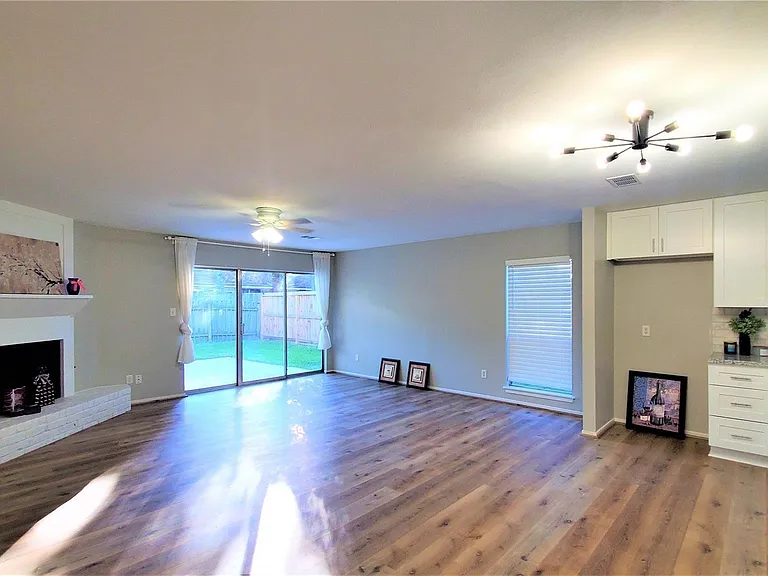 14419 Cypress Leaf Dr — Photo 8