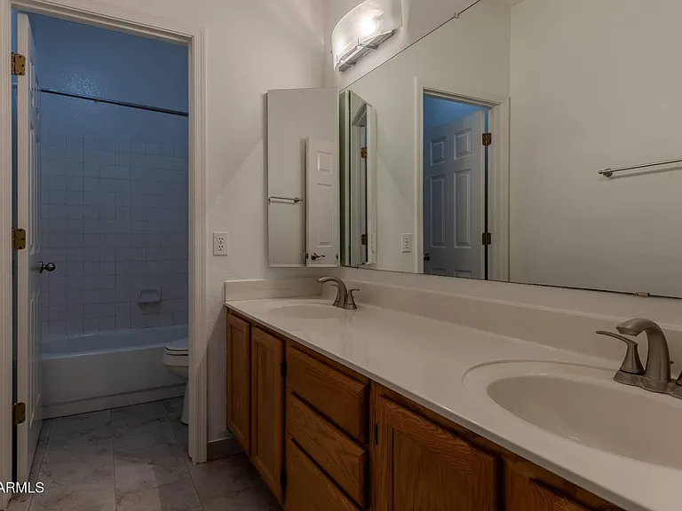 3125 E Cottonwood Ln — Photo 30