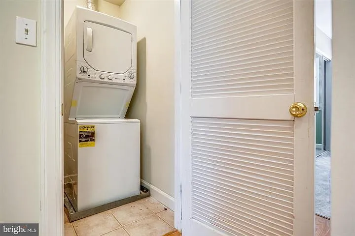 4473 B St SE #1-304 — Photo 6