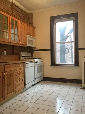 Rented by Corporate Realty | media 1