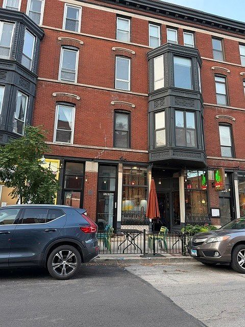 1st image of 1202 W Webster St W