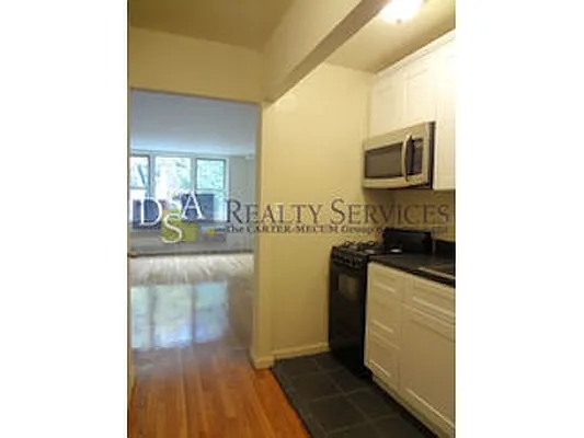 Rented by DSA Realty | media 34