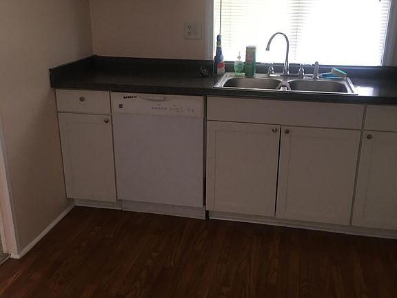 4th image of 120 Congress St