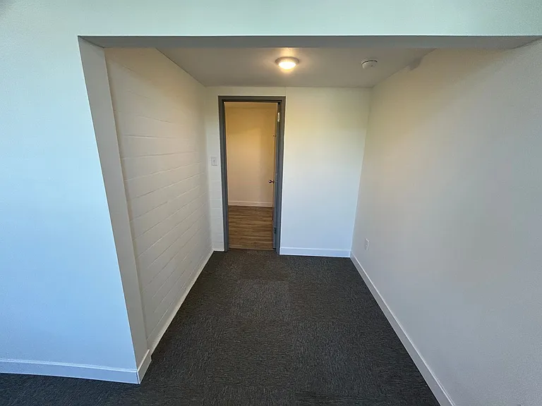 703 N Park 704 Tarn — Photo 45