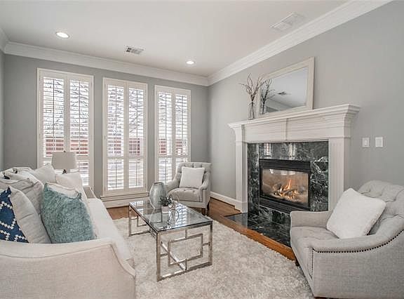 5th image of 606 Castle Creek Dr
