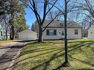 732 E 3rd St, Litchfield, MN 55355
