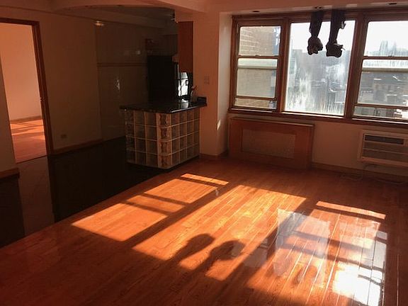 4th image of 50 Bayard St APT 8F