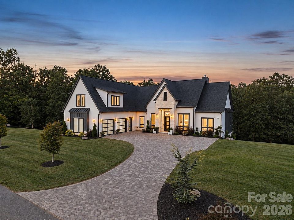 1st image of 323 Chukar Way