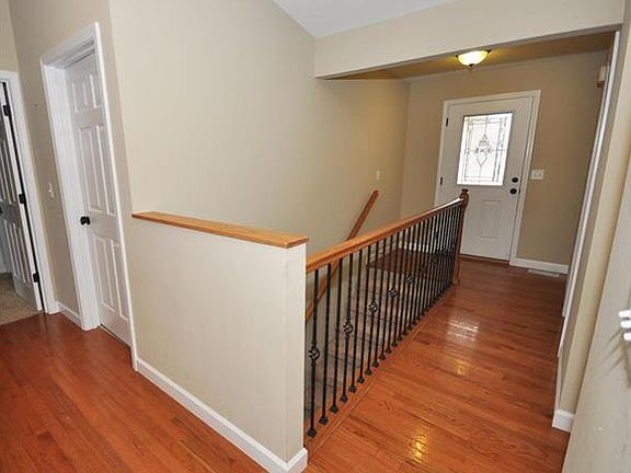 4th image of 7093 Remington Villa