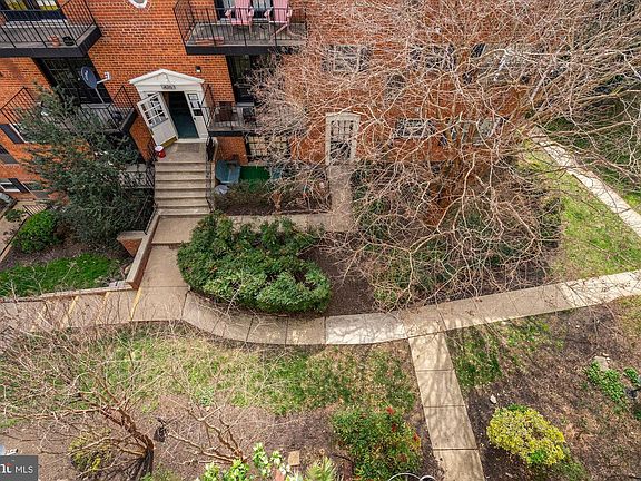 3rd image of 432 N Armistead St APT 303