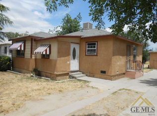 127 S Milham Dr, Bakersfield, CA 93307