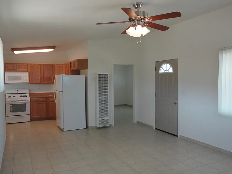 Mesquite Springs Rd — Photo 2