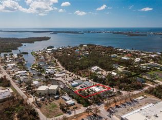 1611 Riverside Dr, Englewood, FL 34223