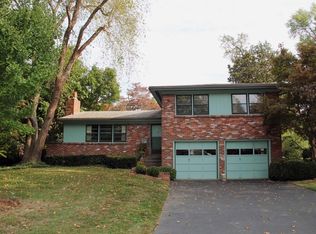 8503 Charing Cross Rd, Bellemeade, KY 40222