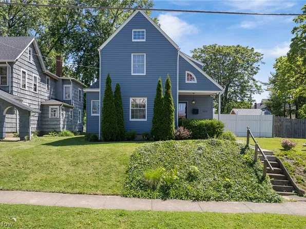 1274 Woodland Ave NW, Canton, OH 44703