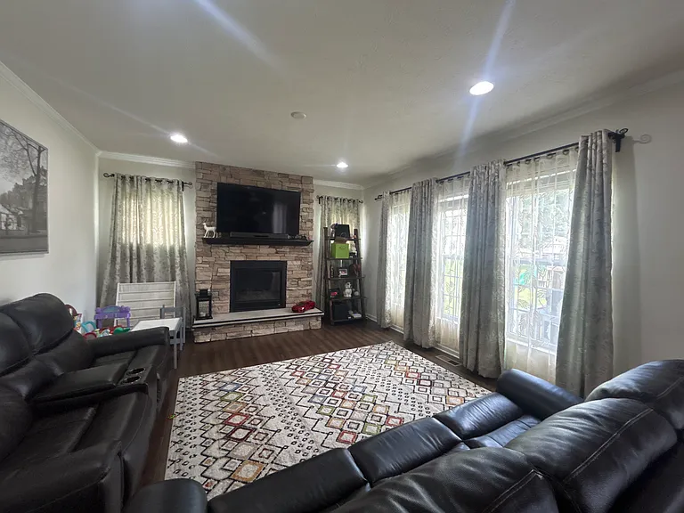 6978 Stoney Ridge Dr — Photo 12
