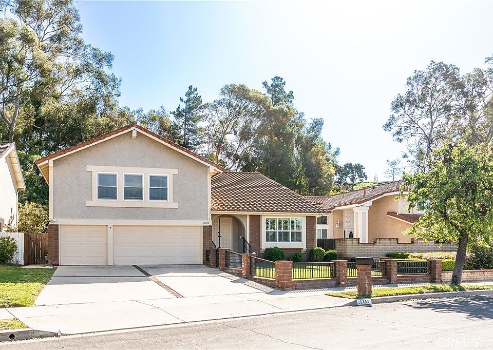 1st image of 20892 Avenida Amapola