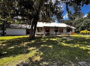 25 Ridge Top Dr, Huntsville, TX 77320