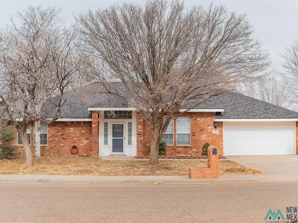 2312 Northglen Dr, Clovis, NM 88101