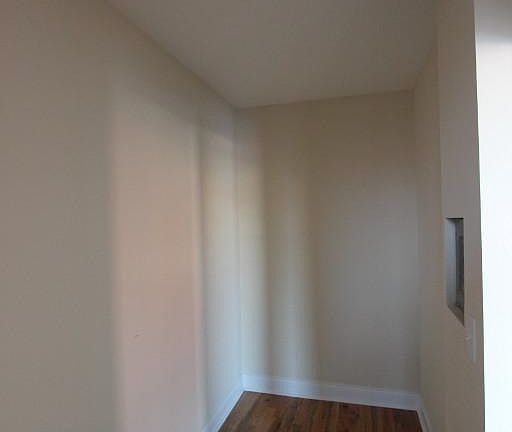 2nd image of 818 W Diversey Pkwy #2Q