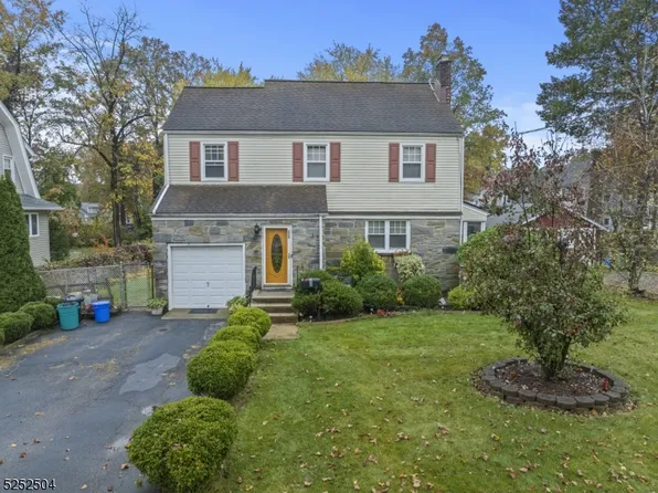 208 E 6Th Ave, Roselle Boro, NJ 07203
