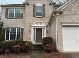 520 Hammersmith Dr, Suwanee, GA 30024
